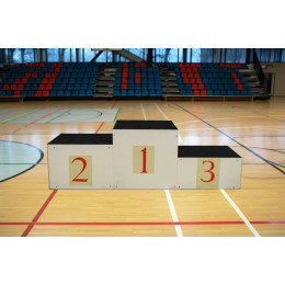 Пьедестал почета с покрытием (белый)